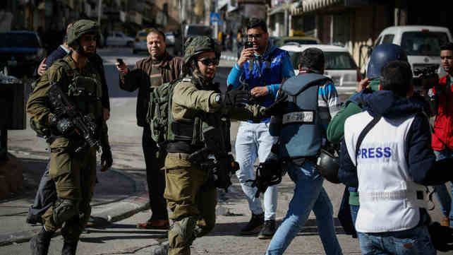 עימותים בין חיילים לפלסטינים ביו"ש