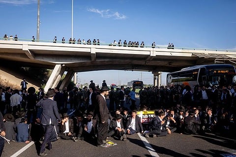 הפגנת חרדים נגד מעצר עריקים