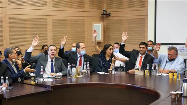 הצבעה בוועדה המסדרת