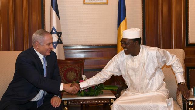 בנימין נתניהו בביקור בצ'אד עם אידריס דבי 