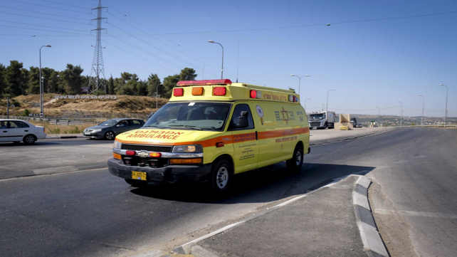 אמבולנס של מד"א באזור קריית ארבע