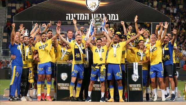 הנפת גביע המדינה מכבי תל אביב