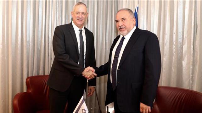 אביגדור ליברמן ובני גנץ