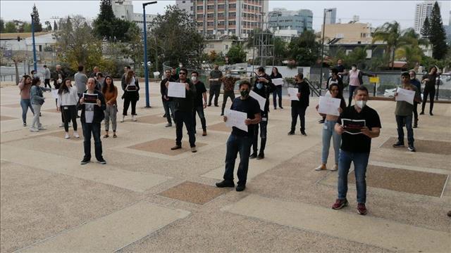 מחאת עובדי חדשות 13, גבעתיים, 06.04.20