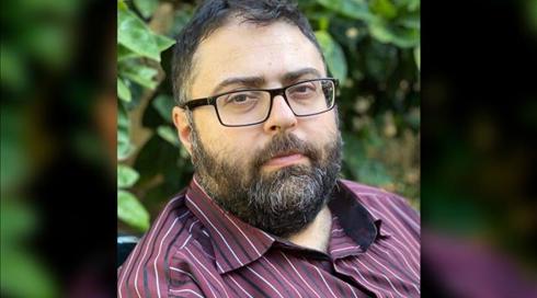 חשד לרצח באום אל פחם: עיתונאי מוכר במגזר הערבי נורה למוות ברכבו