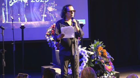 "ימשיך להיות איתנו בכל רגע": חופני כהן הובא למנוחות