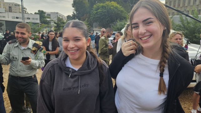 יעל אשל ויובל מרציאנו