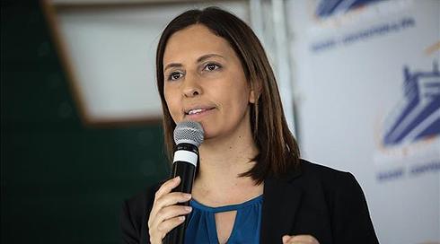 השרה גילה גמליאל, המתגוררת בת"א, שהתה בכיפור בבית כנסת בטבריה