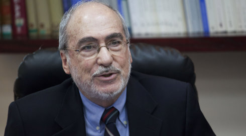 נשיא העליון לשעבר אשר גרוניס פונה במצב קשה לבית החולים