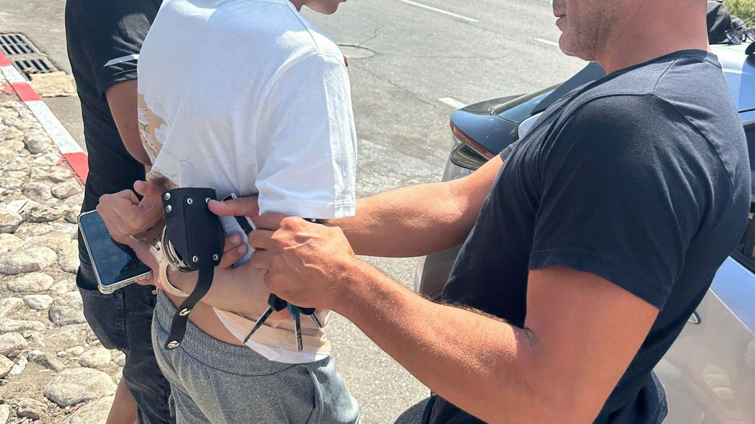 מעצר חשוד שנמלט במשך שמונה שנים