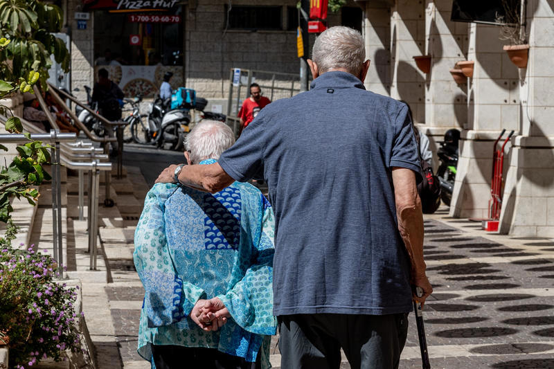 קשישים
