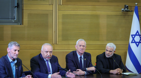 ראשי מפלגות האופוזיציה נפגשו: "עסקו בתיאום מהלכים להפלת הממשלה כבר במושב הקרוב"