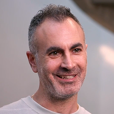 מחבר אלי חביב