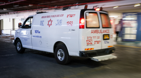 שוטר נפגע מאוטובוס באזור ירושלים, מצבו בינוני