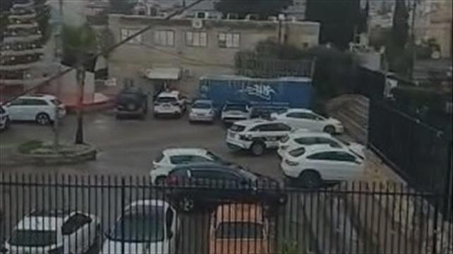 ניידות מחוץ לבית הספר בכפר יאסיף