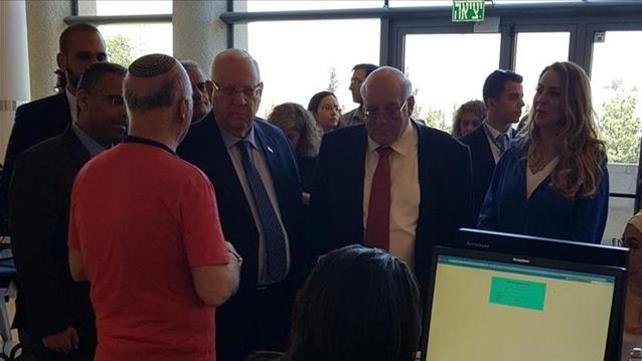 ראובן ריבלין בוועדת הבחירות