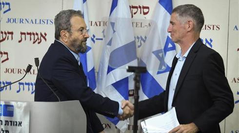 ברק: "אגייס גורמים אמיצים ונפעל לסיום שלטון נתניהו" (1)