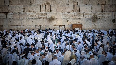 מעמד ברכת הכהנים בכותל המערבי, הבוקר