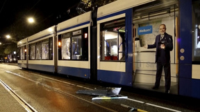 קרון הרכבת הקלה שהושחת