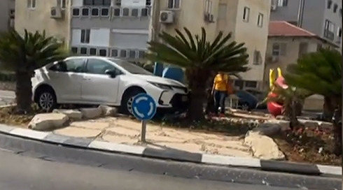בכיכר המשך ישר: הטרנד המסוכן החדש בטיקטוק - צעירים נוסעים היישר לכיכרות