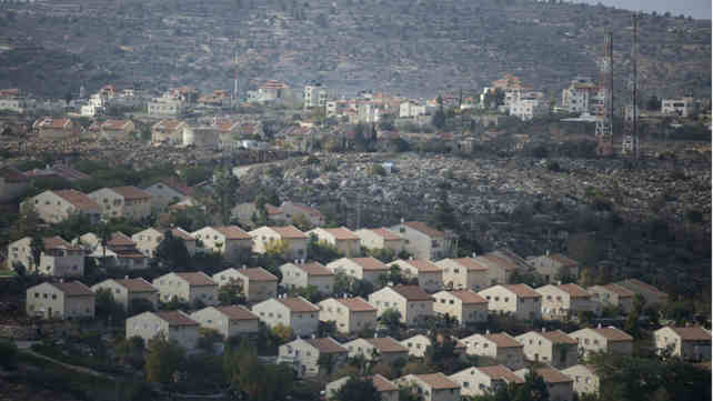 בתים בעפרה, בשנה שעברה