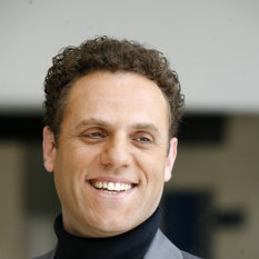 מחבר מיכה סלקטר