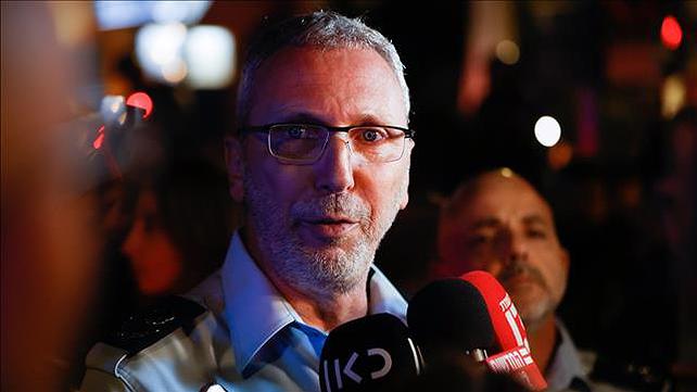 עמיחי עמי אשד מפקד מחוז ת"א תל אביב משטרה זירת פיגוע ירי דיזינגוף 9.3.23