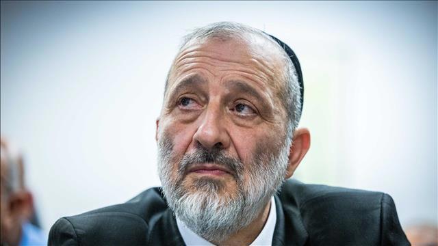 אריה דרעי בטקס החלפת שרים 1.1.23