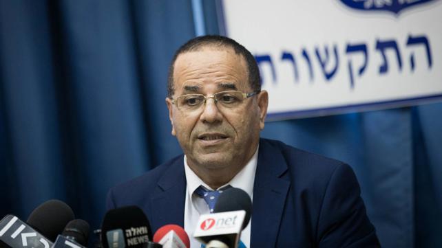 השר איוב קרא