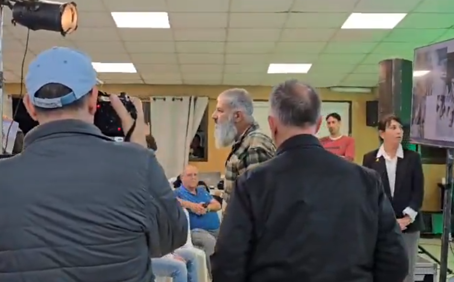 אביו של סמל גור קהתי באירוע לזכרו של זאב ארליך
