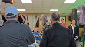 אביו של סמל גור קהתי באירוע לזכרו של זאב ארליך