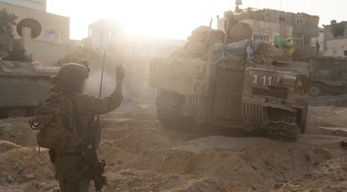המחלוקת סביב "כוח השמירת השלום" בעזה: מובילות המהלך - והמתנגדו