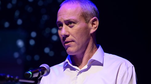 חילי טרופר הודיע על עזיבת כחול לבן; ייפגש עם איזנקוט ובנט