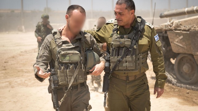 הרמטכ"ל אייל זמיר ובנו ברצועת עזה