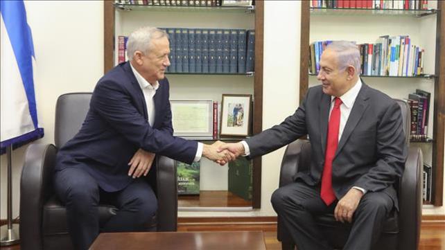 בנימין נתניהו נפגש עם בני גנץ