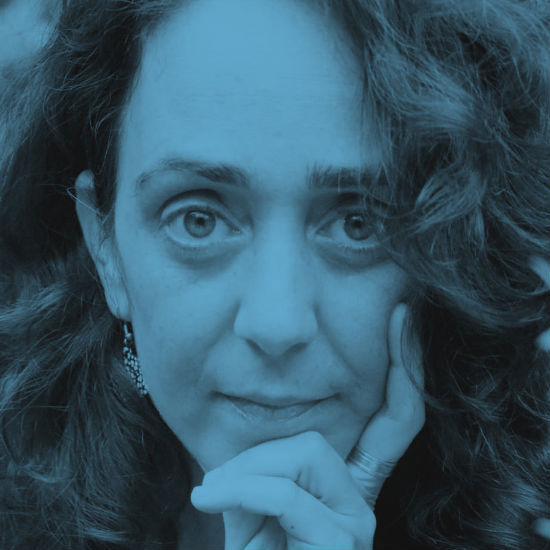 שי שניידר אילת: "השירה היא ערוץ שמאפשר לדבר עם מי שאינו"