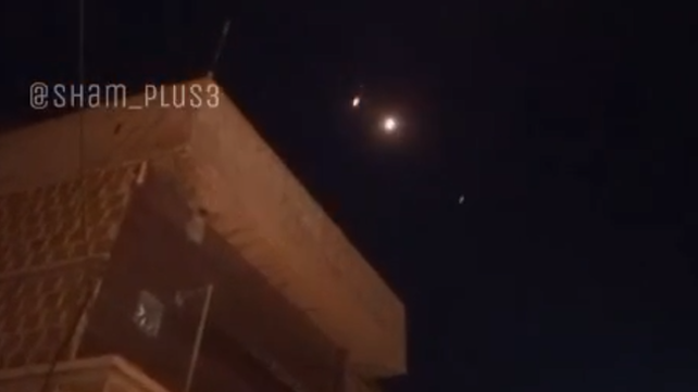תיעוד מתקיפה שיוחסה לישראל בפרברי דמשק, סוריה, אוגוסט 2025
