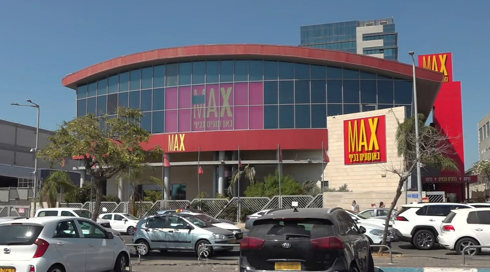 מכורים לסטוק: הרווחים הגדולים של החנויות שהפכו גם לִמקומות בילוי