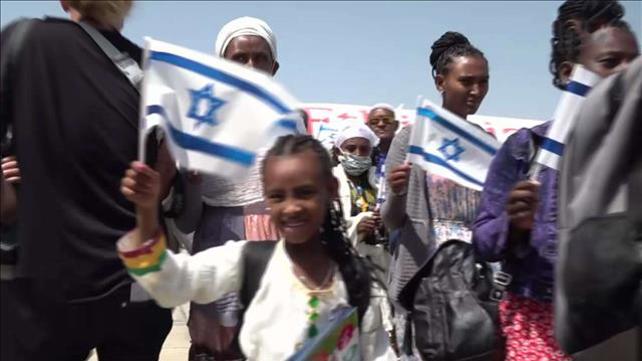 אחרי שנים של נתק: האיחוד המרגש בין העולים מאתיופיה למשפחותיהם