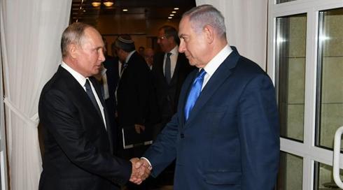נתניהו נפגש עם פוטין: "חלה עלייה בהיקף ניסיונות איראן לפגוע בישראל משטח סוריה"
