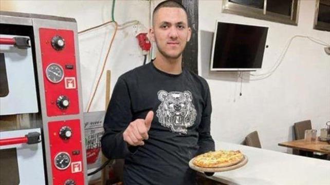 מוסטפא מוטלק  בן 18 תושב ג׳לגוליה