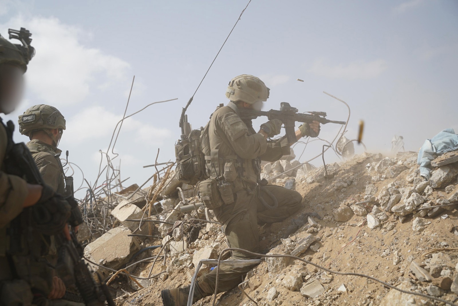 לוחמי חטיבת גבעתי בבית חאנון שבצפון רצועת עזה