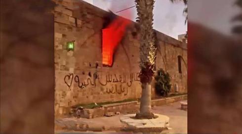 "שרפו את החיים המשותפים": בתיאטרון עכו שהוצת במהומות מנסים לחזור לשגרה