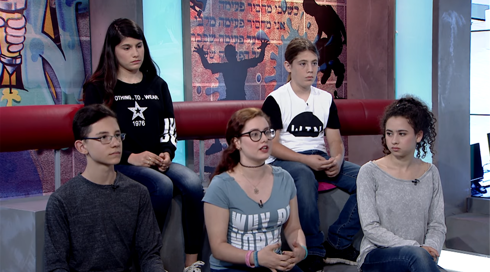 בין השורות: דמוקרטיה | החוק הבינלאומי ומוסדות בינלאומיים | פרק 17
