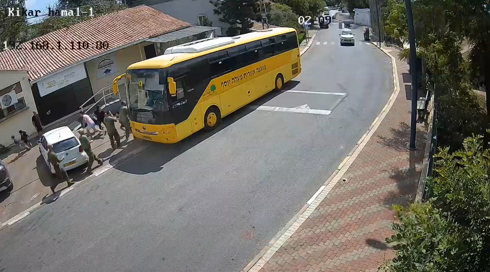 "זו רולטה רוסית": תלמידי הגליל נקלעו לירי רקטי - וההורים זועמים