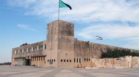 כ-200 תלמידי ישיבה פרצו למתחם "יד לשריון"