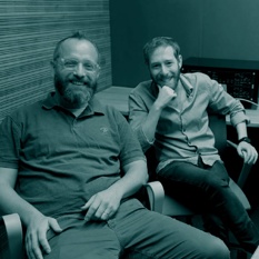 אש זרה 031023 ריבועי