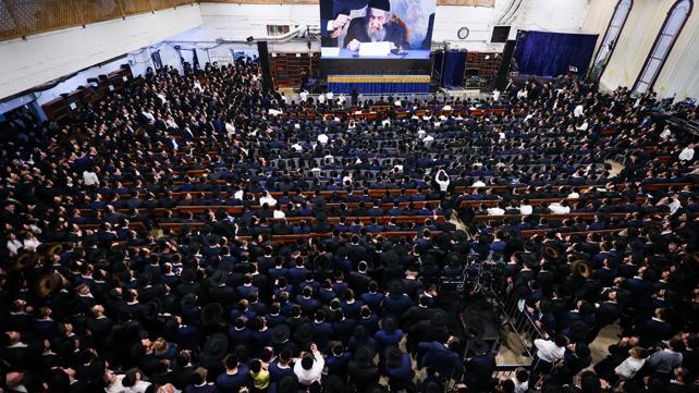 אירוע המוני עם הרב לנדו בניגוד להנחיות פיקוד העורף