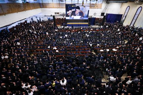 אירוע המוני עם הרב לנדו בניגוד להנחיות פיקוד העורף