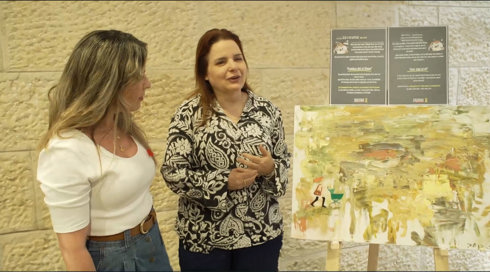 שופכים את הכאב על הקנבס: התערוכה המיוחדת של שורדי השבי בנתב"ג